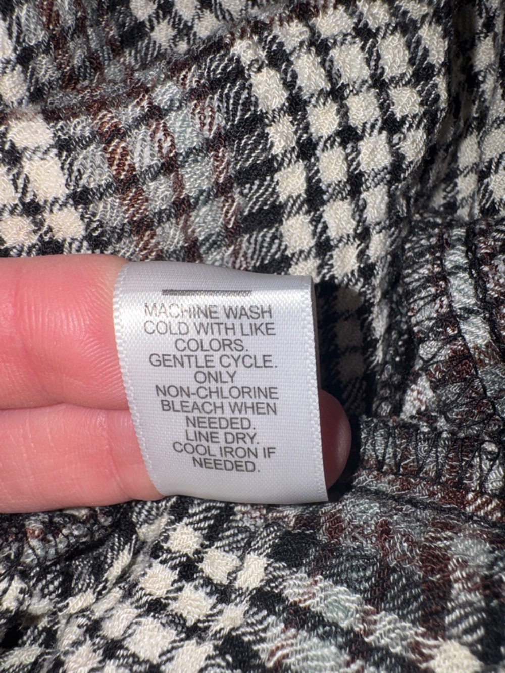 NWOT Cato Black and White Plaid Tie-Neck Women’s Dress With Pockets Size XL - Picture 14 of 14